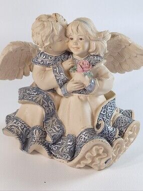 Sarah’s Angels 2003 Mary & Kirk Rose Kiss 4-1/2” Figurine 32068